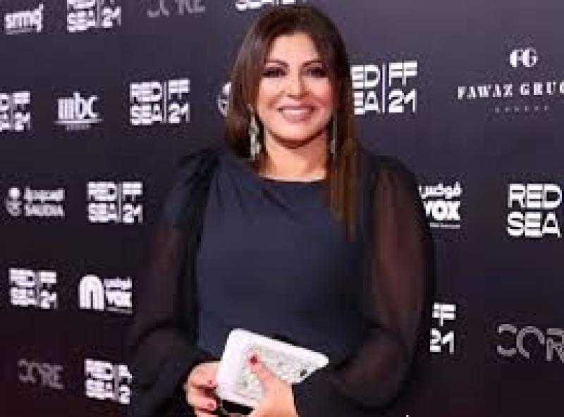 مهرجان VS-FILM للأفلام القصيرة جدًا يكرم الفنانة هالة صدقي