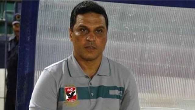 حسام البدري المدير الفني للفريق الأول لكرة القدم بالنادي الأهلي