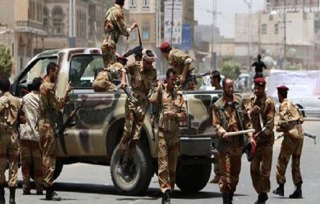 عناصر من الجيش اليمني شرق تعز
