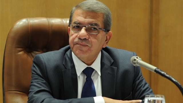 الوزير عمرو الجارحى