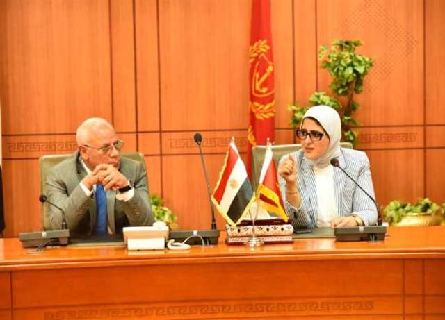 وزيرة الصحة ومحافظ بورسعيد