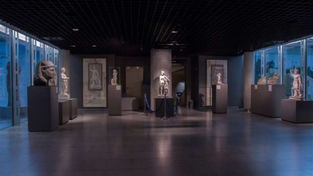 مُتحف الآثار بمكتبة الإسكندرية