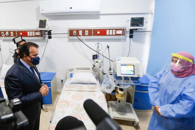 وزير التعليم العالي خالد عبد الغفار يفتتح دار عزل مستشفى سعاد كفافى الجامعى