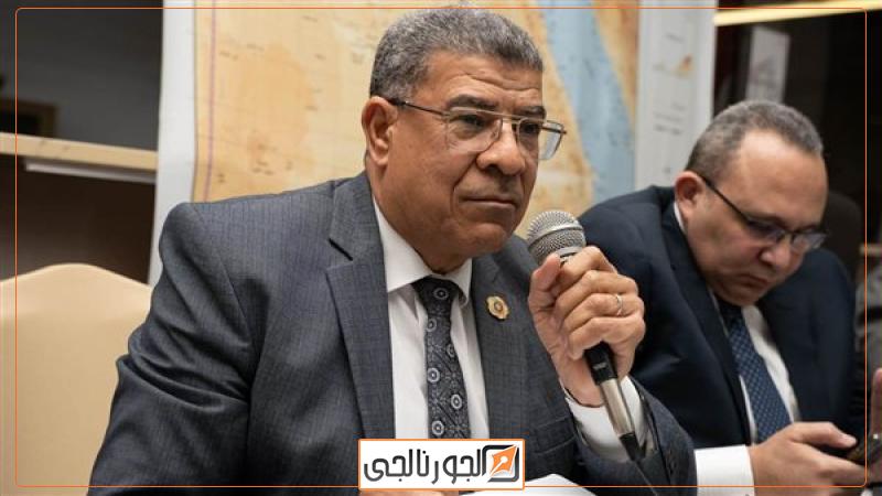 أحمد ابو بكر نائب رئيس هيئة مصلحة الجمارك
