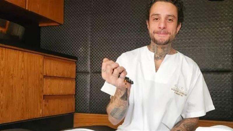 صور وتعليق على إنستجرام.. أحمد الفيشاوى يحيي ذكرى وفاة والده
