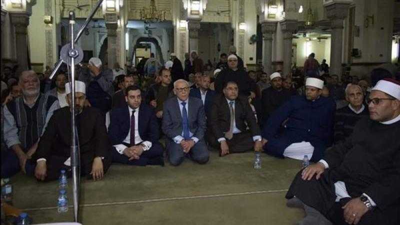 محافظ بورسعيد يشهد احتفال الأوقاف بليلة القدر بمسجد الرحمة | صور