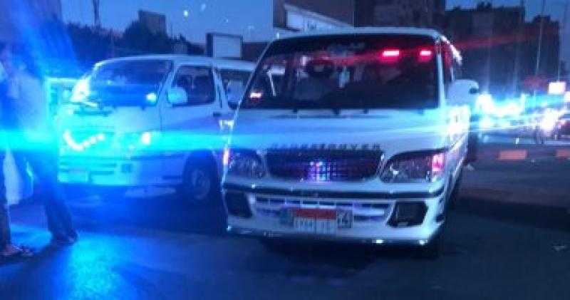 ضبط سيارات السرفيس المخالفة لخط السير فى حملة بالدقى