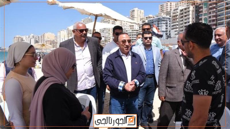 خلال تفقد محافظ الإسكندرية الشواطئ