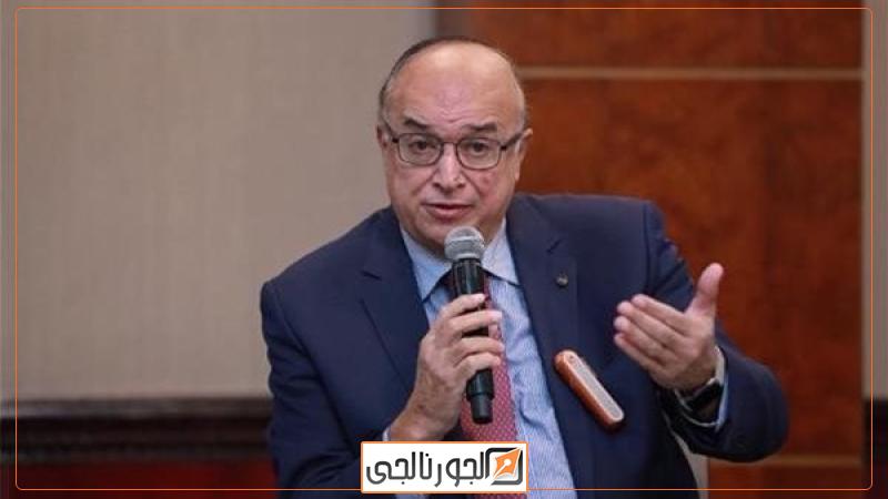 السفير محمود كارم