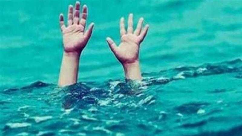 انتشال جثمان طفل غرق في مياه البحر الصغير بالدقهلية
