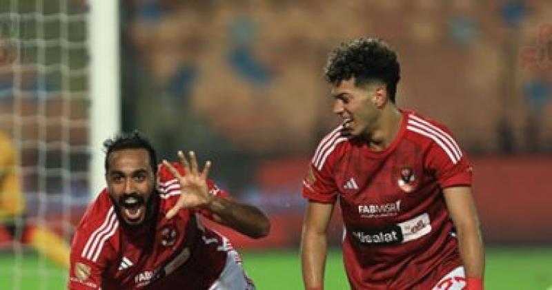 وصلة غزل بين كهربا وإمام عاشور بسبب احتفال ”الأسد المخيف”