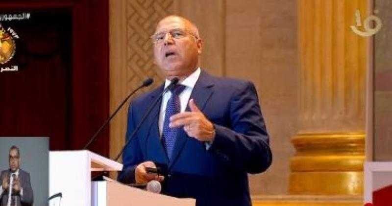 وزير النقل يستعرض أبرز إنجازات الدولة فى قطاع النقل خلال 9 سنوات