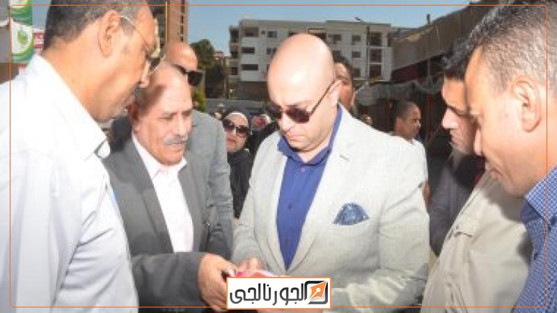محافظ بنى سويف يتفقد منافذ البيع المتنقلة