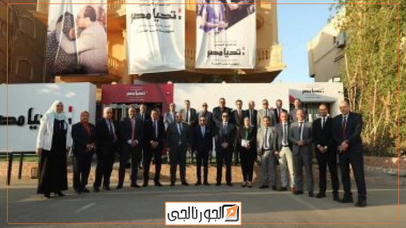 الحملة الرسمية للمرشح الرئاسي عبد الفتاح السيسي تستقبل وفداً من النقابة العامة للبنوك والتأمينات والأعمال المالية