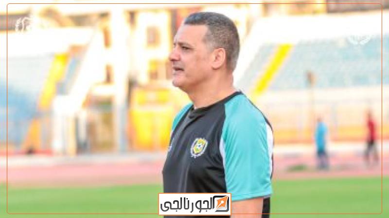 ايهاب جلال المدير الفنى للنادى الاسماعيلى
