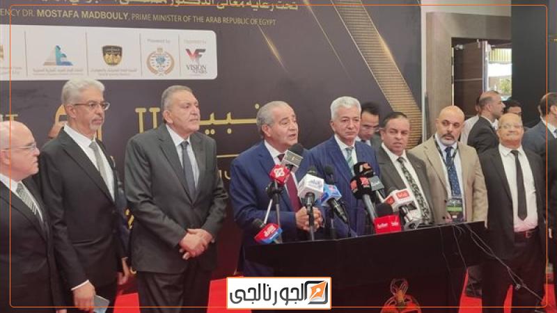وزير التموين والتجارة الداخلية الدكتور علي المصيلحي