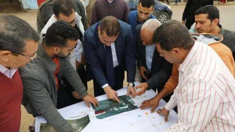 رصف طرق المنطقة الصناعية في قويسنا بتكلفة 14.6 مليون جنيه