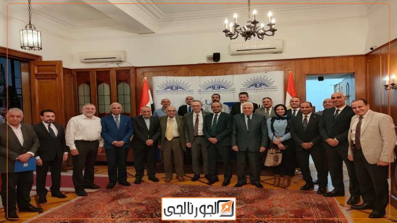 جانب من لقاء رئيس البورصة بجمعية رجال اعمال الاسكندرية