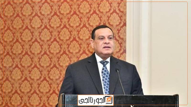 اللواء هشام آمنة وزير التنمية المحلية