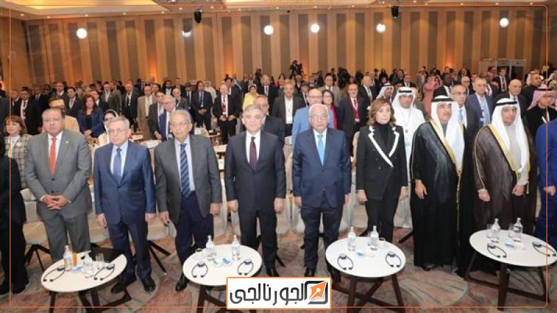 الدكتور رضا حجازي خلال المنتدى العالمي الثالث لثقافة السلام