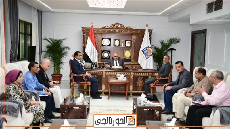 محافظ قنا،فيتو
