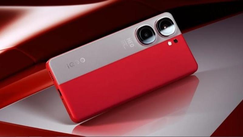 بمواصفات مذهلة وسعر منافس.. فيفو تطلق هاتف iQOO Neo 9 Pro عالميا