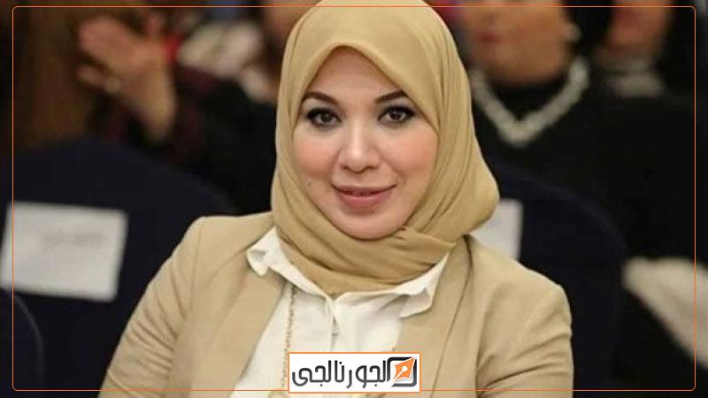 الدكتورة دينا هلالي