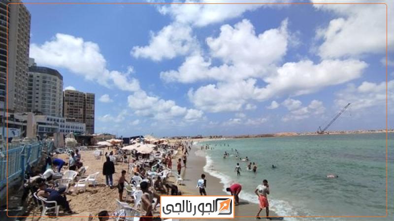 شواطئ الإسكندرية في عيد الفطر