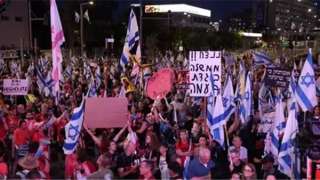 مظاهرات في إسرائيل تطالب باستقالة نتنياهو وعودة الأسرى لدى حماس
