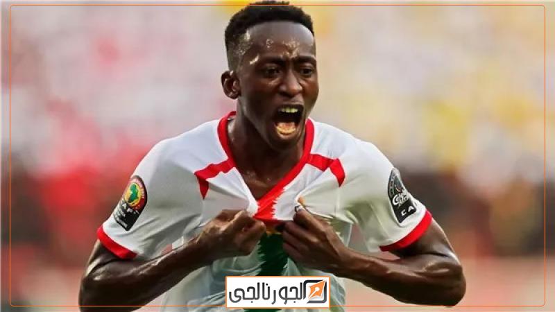 لاعب منتتخب بوركينا فاسو