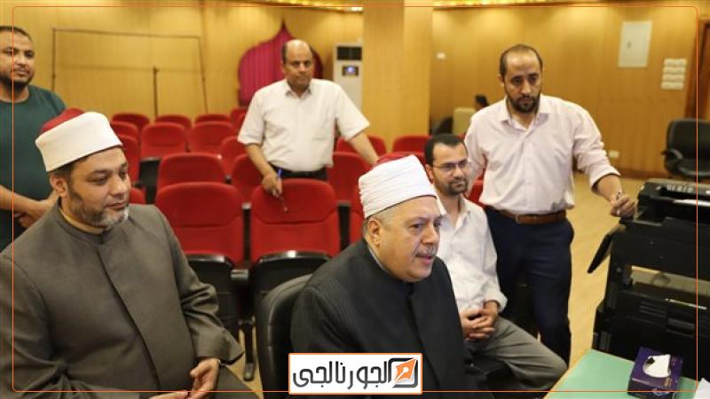 الشيخ أيمن عبد الغني، رئيس قطاع المعاهد الأزهرية