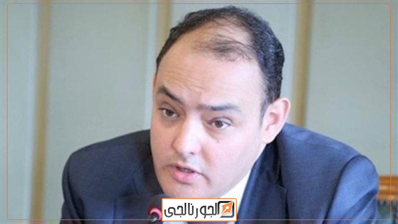 وزير التجارة والصناعة أحمد سمير