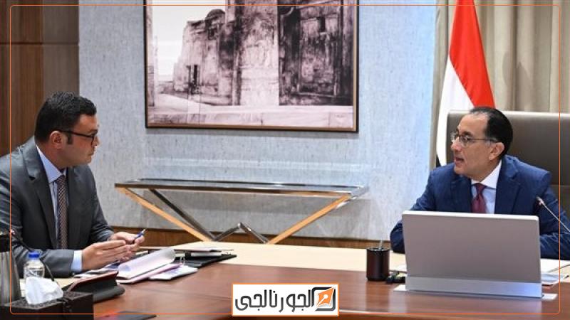 رئيس الوزراء ووزير الإسكان
