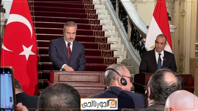 بدر عبد العاطى وزير الخارجية ونظيرة التركى