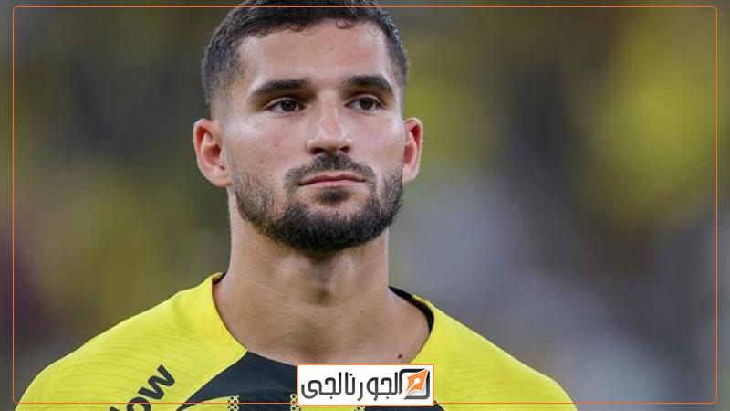 حسام عوار لاعب الاتحاد السعودي