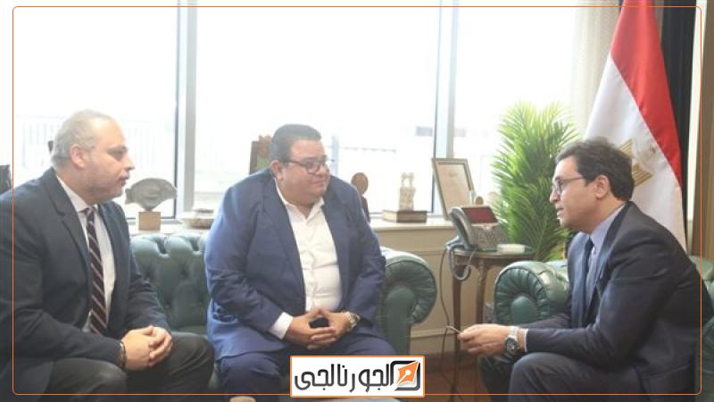 وزير الثقافة والمخرج خالد جلال والفنان تامر عبد المنعم