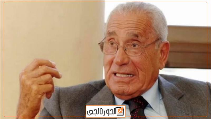 الصحفي الكبير محمد حسنين هيكل