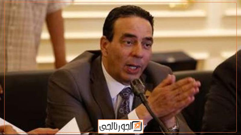الدكتور أيمن أبو العلا