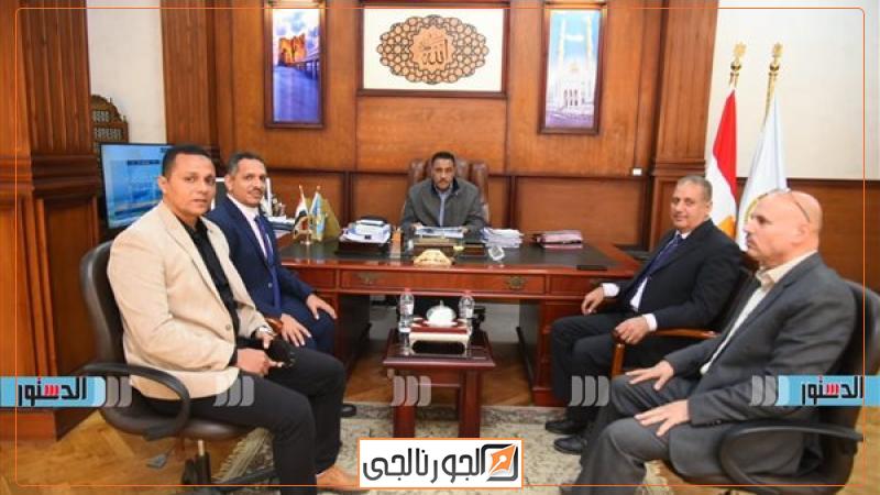 محافظ مطروح  من الحدث