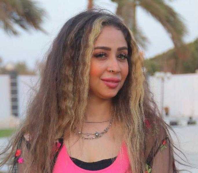 شيئًا ما .. ويلاحقنا الخوف من الفراق دائما !