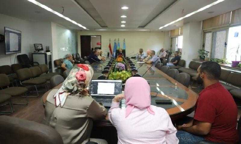رئيس الصرف الصحي بالإسكندرية يبحث مع جمعية مستثمري مرغم حلولًا عاجلة لمشكلات المنطقة الصناعية