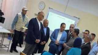 رئيس الوزراء يتفقد مدرسة إيجيبت جولد ومشروعات تنموية وخدمية بالقليوبية