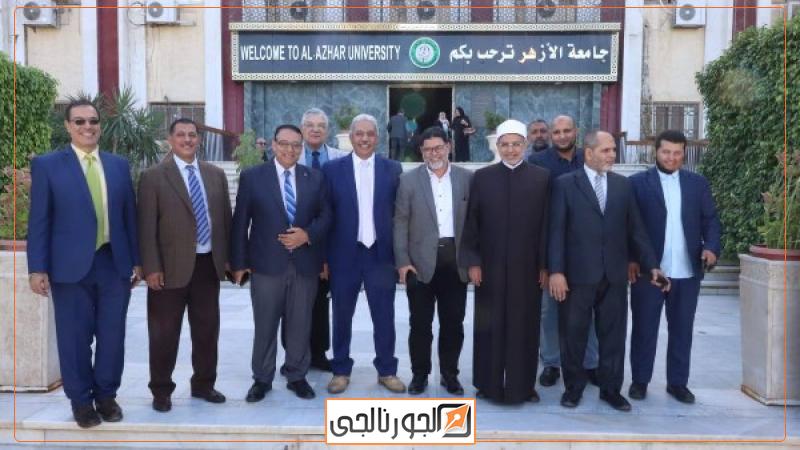 جامعة الأزهر تسيّر قوافل دعم وإغاثة إلى غزة