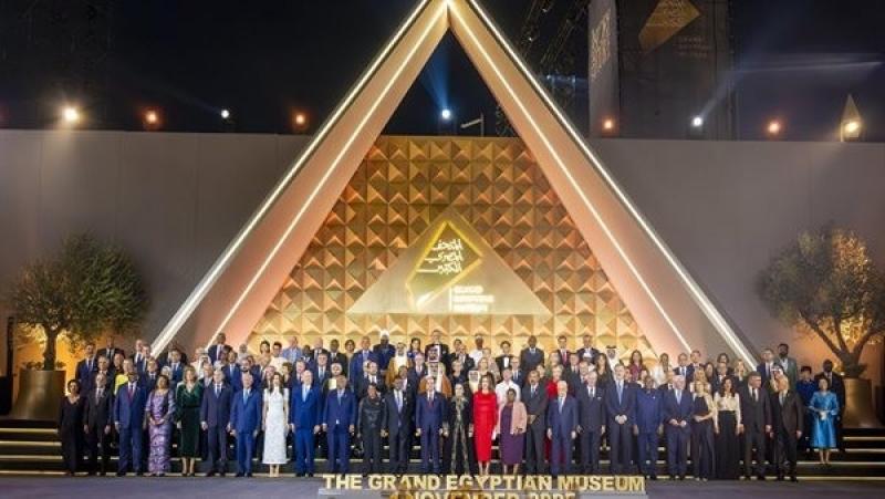 رئيس ألمانيا مهنئا السيسي بافتتاح المتحف الكبير: يعكس عظمة تاريخكم ومكانة مصر الراسخة