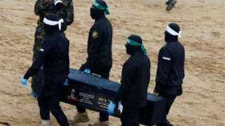 حماس تنتشل جثة قائد فرقة بجيش الاحتلال الإسرائيلي