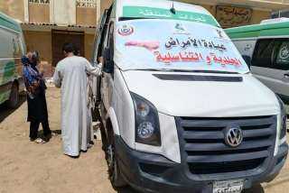 تقديم خدمات طبية مجانية لأكثر من 6 آلاف مواطن ضمن 7 قوافل «حياة كريمة» بالمنيا