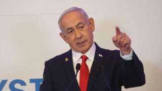 بسبب لقاءات سياسية .. نتنياهو يطلب إلغاء جلسة محاكمته المُقرّرة غدًا بسبب لقاءات سياسية .. نتنياهو يطلب إلغاء جلسة محاكمته المُقرّرة غدًا