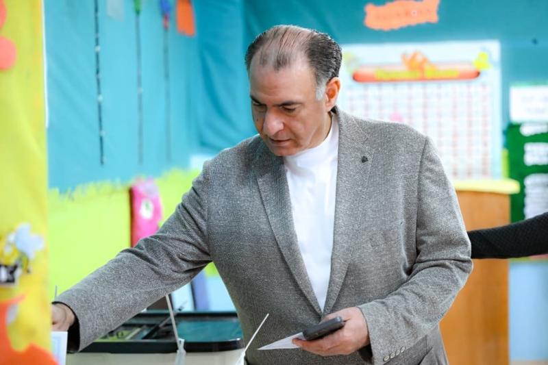 الاعلامى محمد فودة يدلي بصوته في انتخابات مجلس النواب 2025.. ويؤكد: المشاركة واجب وطني ودعم للديمقراطية