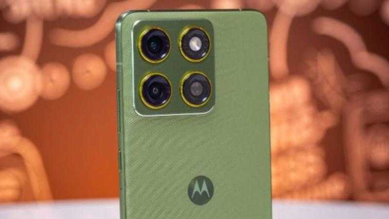 Motorola Edge 70.. موتورولا تطلق هاتف فائق النحافة بميزات رائدة بسعر متوسط