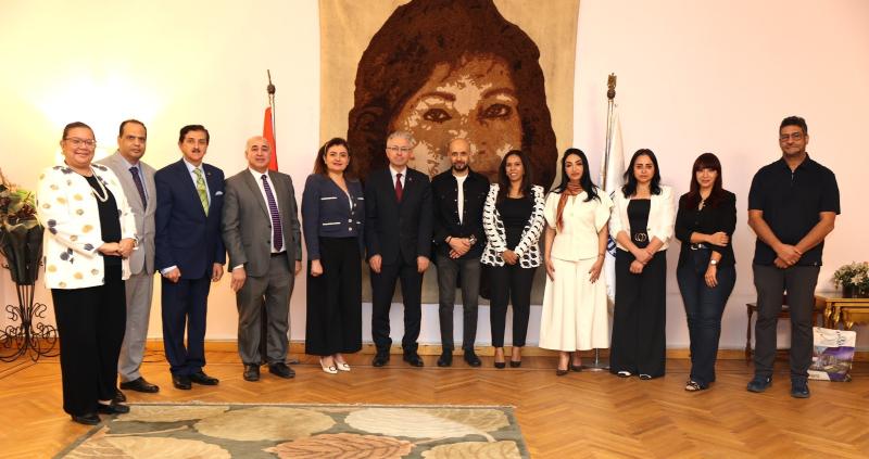 جامعة مصر للعلوم والتكنولوجيا تستقبل المستشار التعليمي التركي وتبحث سبل التعاون الأكاديمي